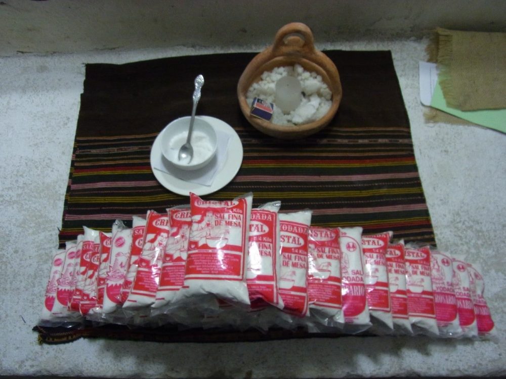 ボリビアのウユニ塩湖土産は やっぱり塩がおススメ